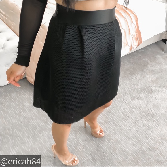 Bebe skirt black open waffle weave scuba mini - Picture 2 of 9